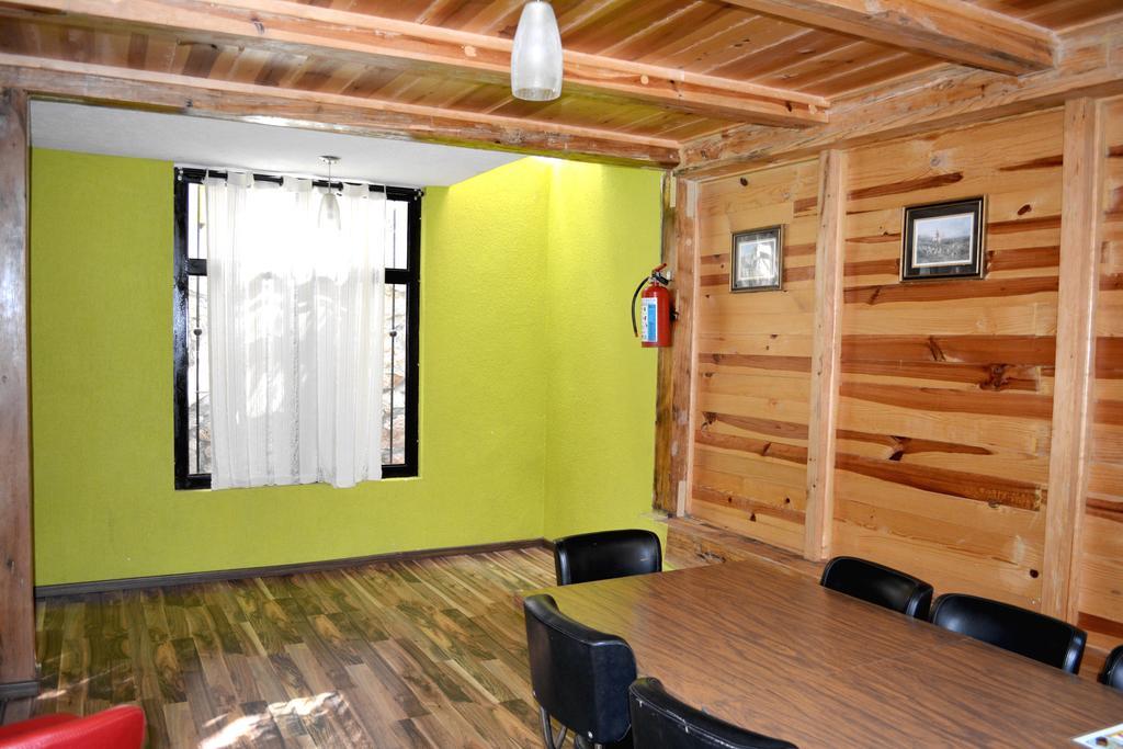 El Chalet 3*